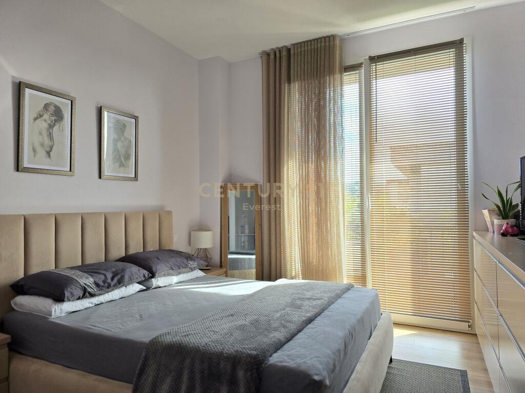 GJIRI I LALZIT, SHESIM VILE 3+1+2 ME OBORR