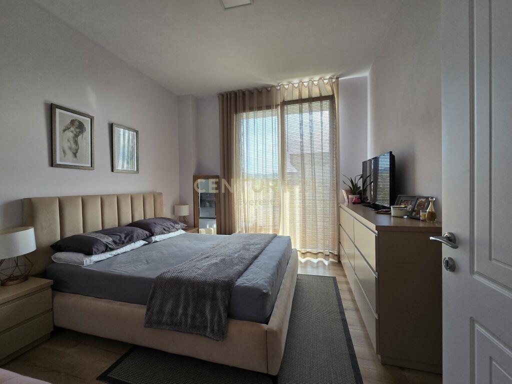 GJIRI I LALZIT, SHESIM VILE 3+1+2 ME OBORR