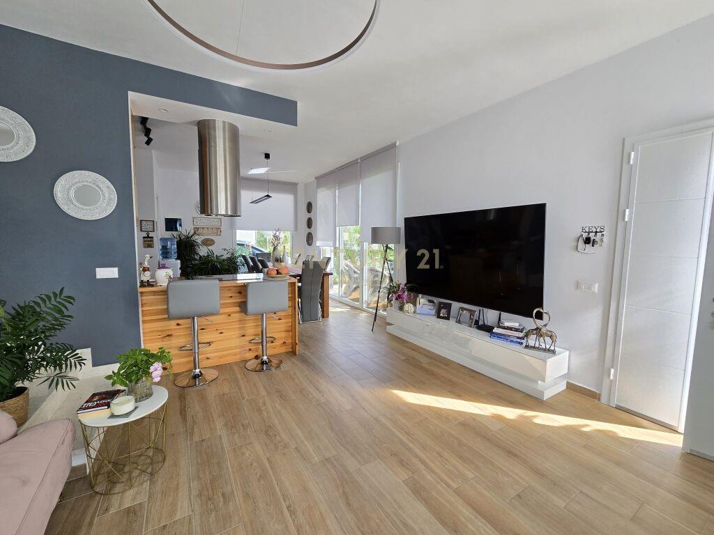 GJIRI I LALZIT, SHESIM VILE 3+1+2 ME OBORR