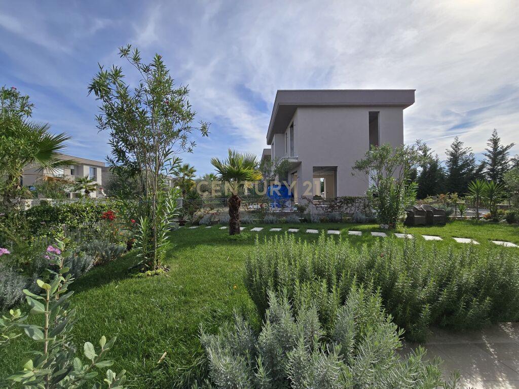 GJIRI I LALZIT, SHESIM VILE 3+1+2 ME OBORR