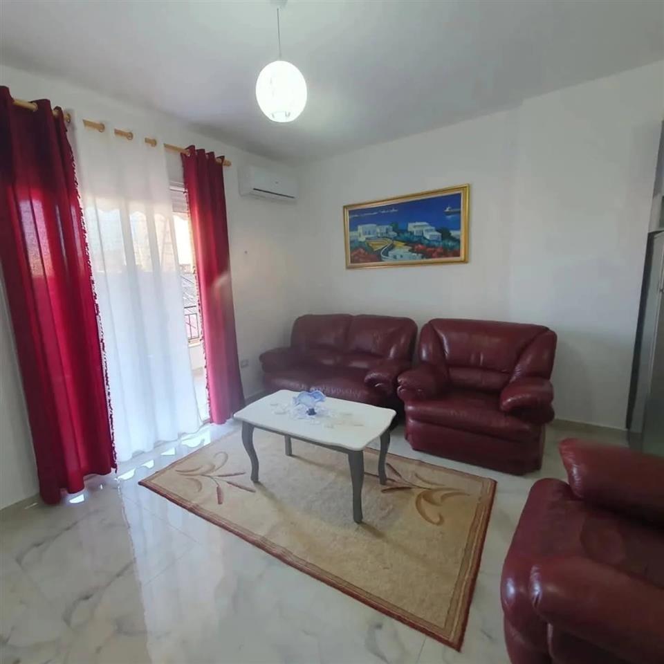Apartament me qera 1+1 prane Bolv- Oil vlore