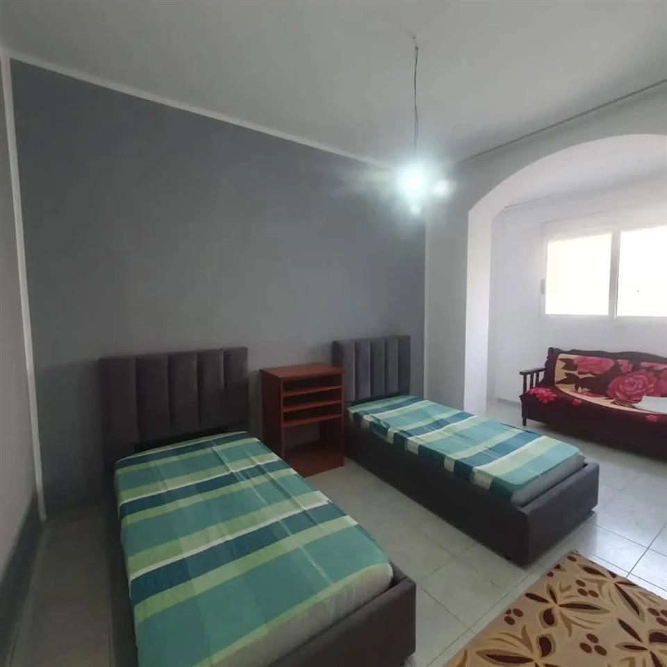 Apartament me qera 2+1 prane Xhaminse Vlore