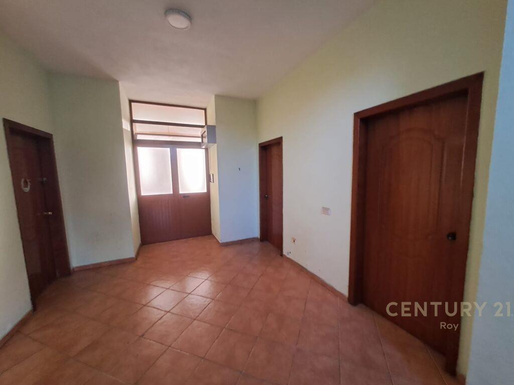 SHITET HOTEL NE PLAZH ME 15 DHOMA !!