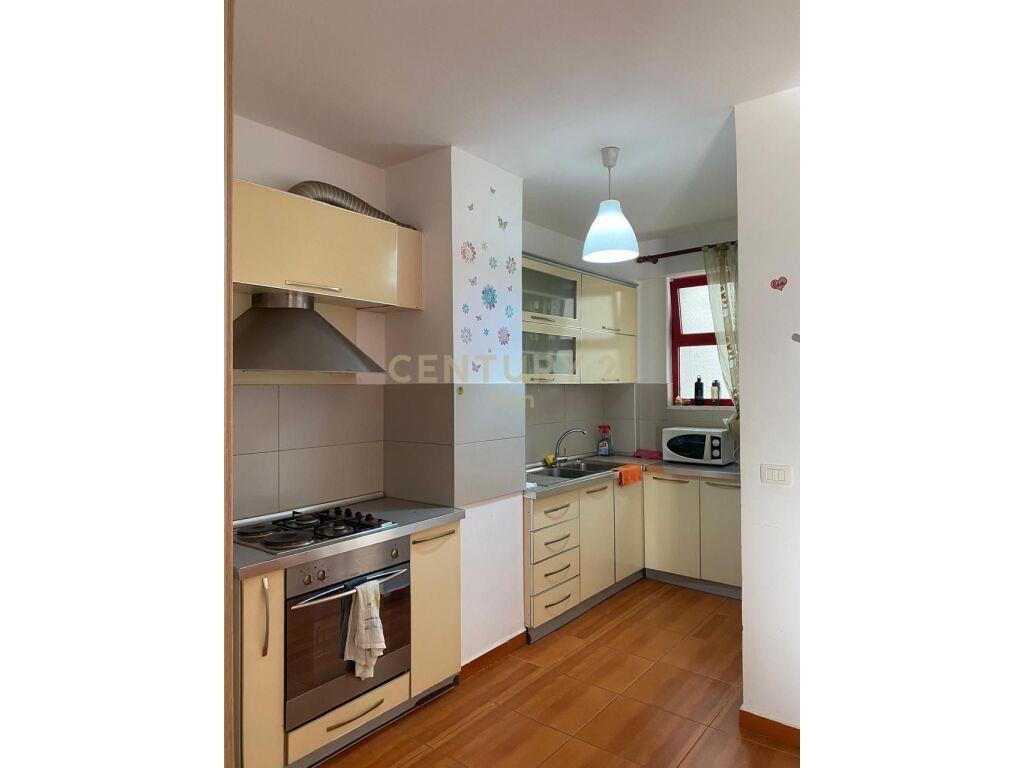 JEPET ME QIRA 2+1, PRANE POLIKLINIKES !