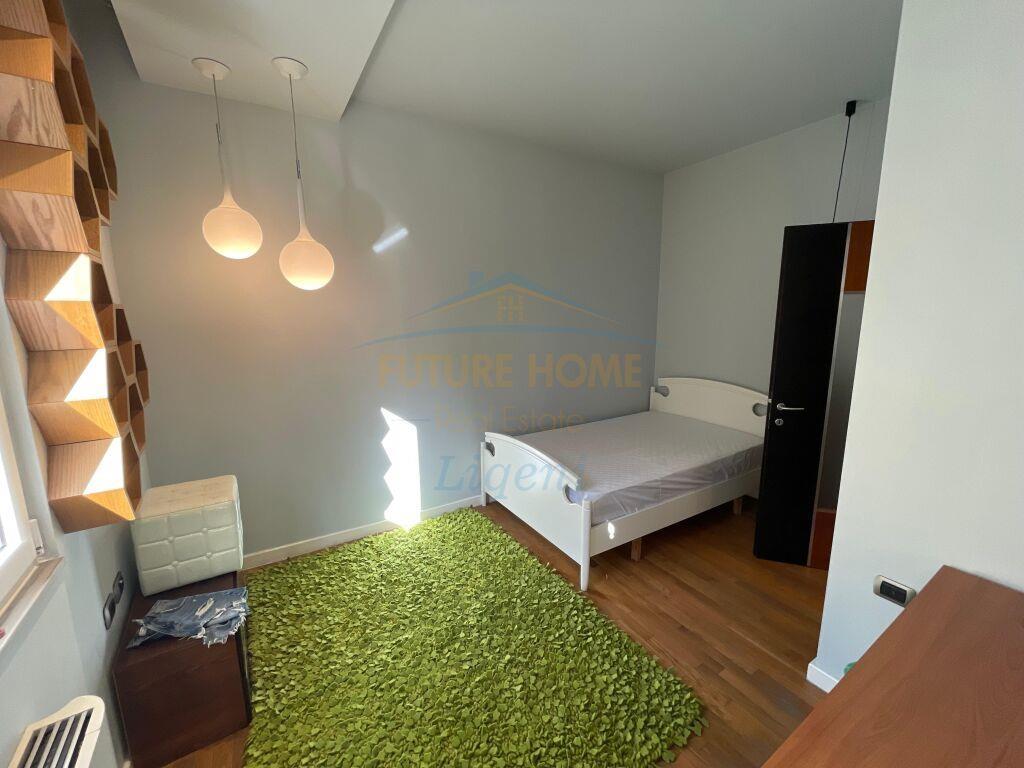 Qera, Apartament 3+1+2 Poste Parkimi, Liqeni i Thate, Tiranë