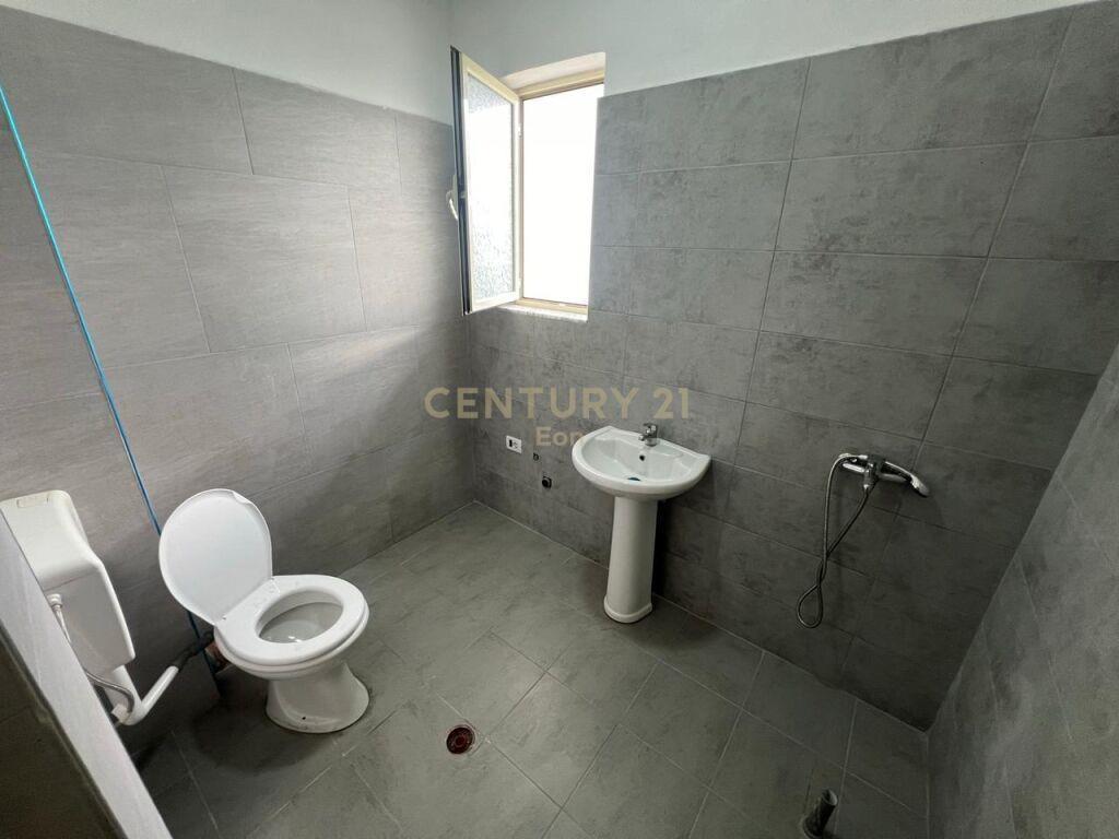 SHITET GAZONIERE NE GOLEM !