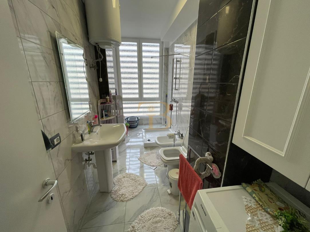 Apartament 1+1 me qera, Porcelan