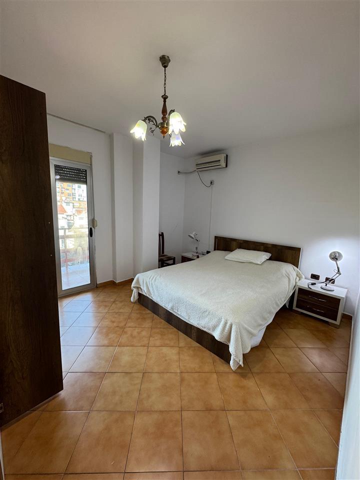 Qera, Apartament 1+1, Xhamlliku, Tiranë.