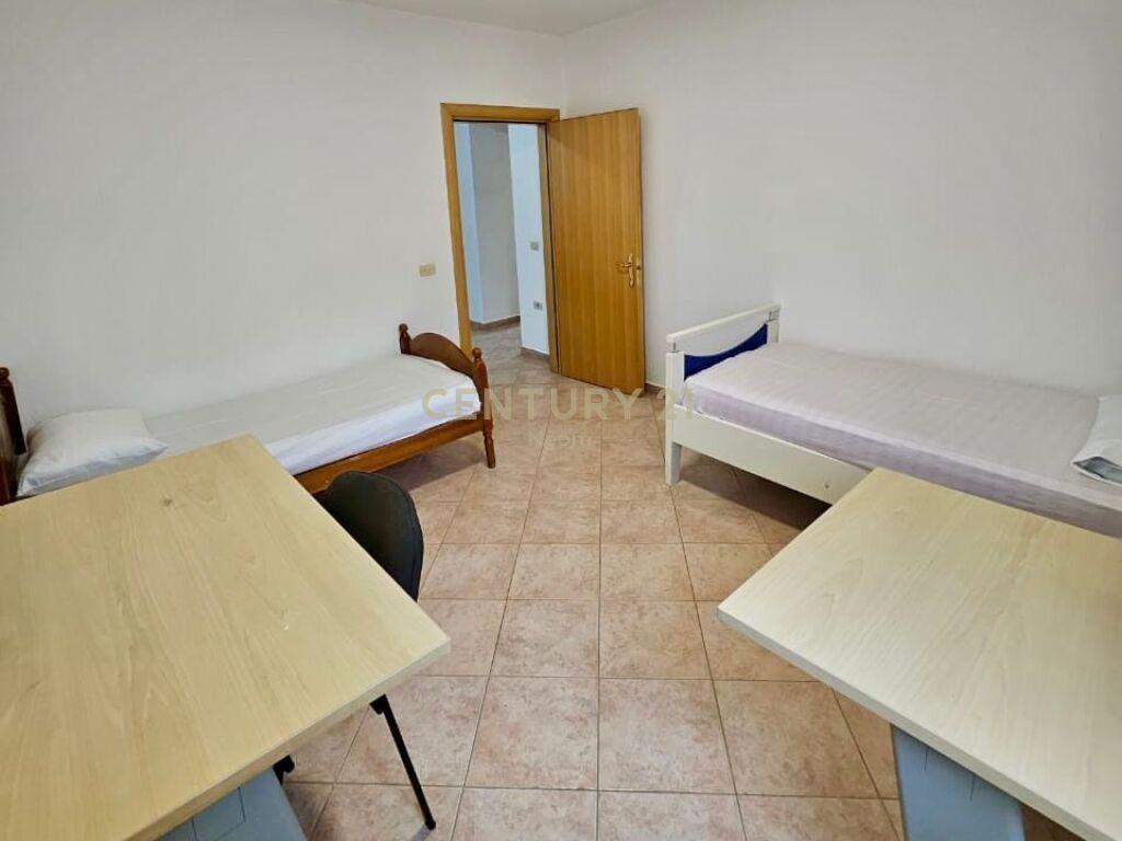 Qira Apartament 2+1+2 Komuna e Parisit €650