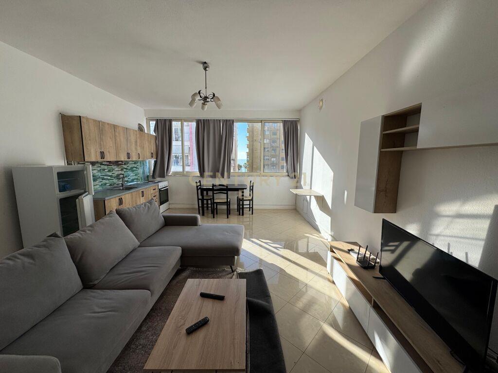 SHITET 2 APARTAMENTE 1+1 DHE 2+1 ME PAMJE DETI NE VOLLGA !!