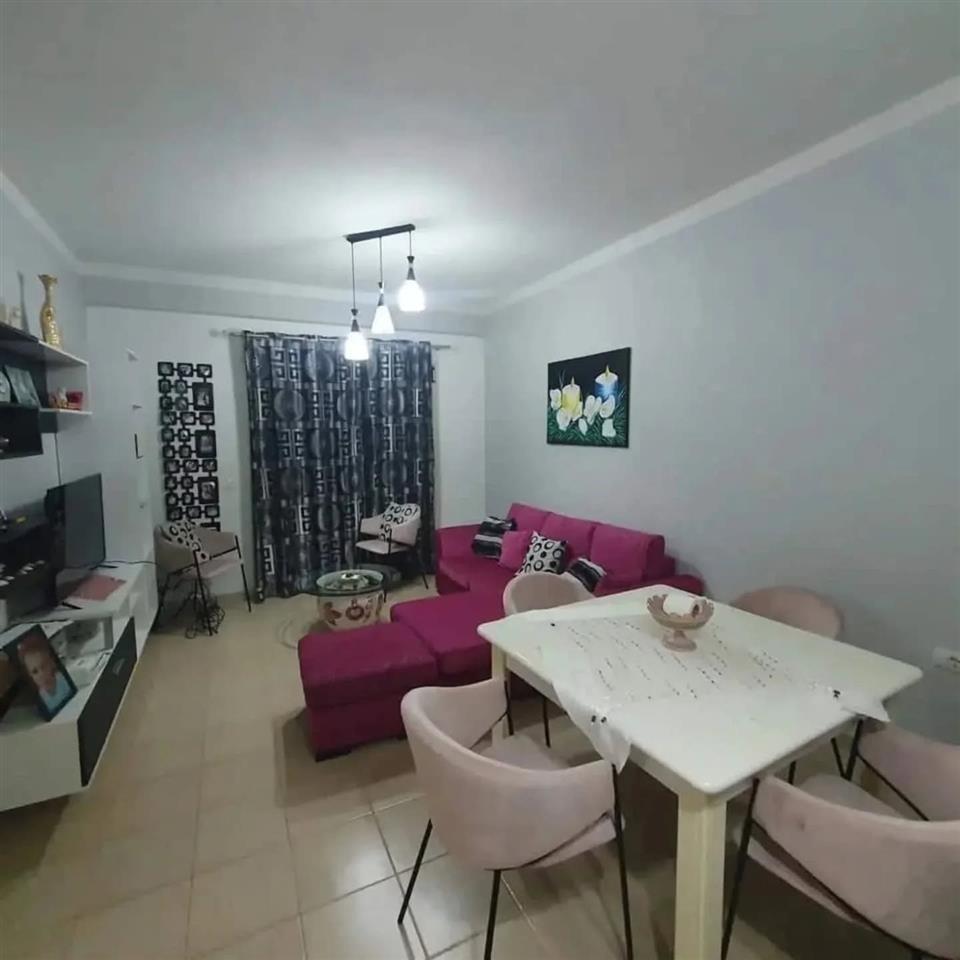 Apartament me qera 2+1 ne Plazh te Vjeter Vlore