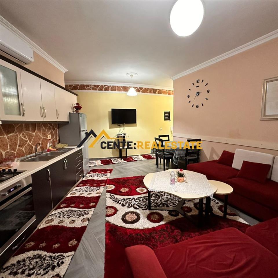 JEPET ME QIRA SUPER APARTAMENT 2+1.