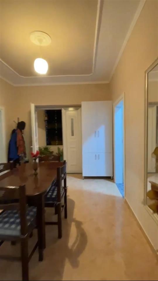 Apartament 2+1 me Qira (parkim i perfshire)