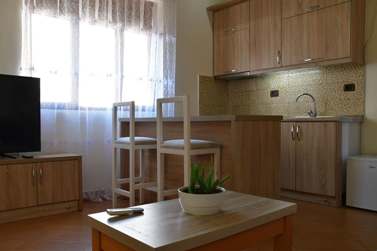Apartament me qera