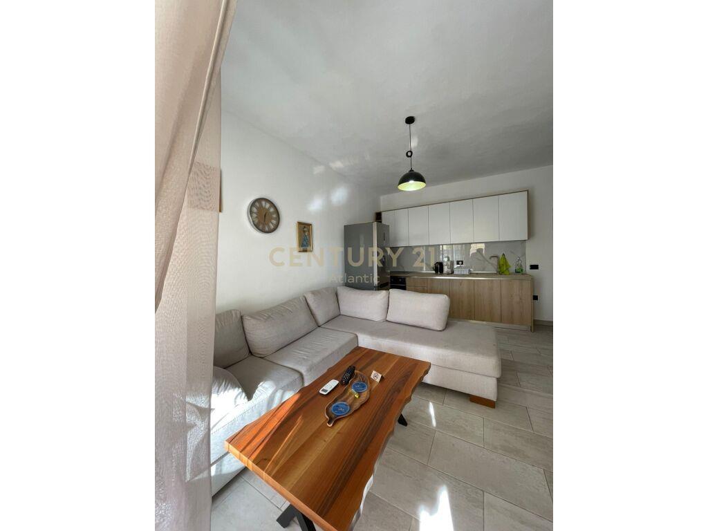 JEPET ME QIRA APARTAMENT 1+1 NE PLAZH RROTA KUQE!