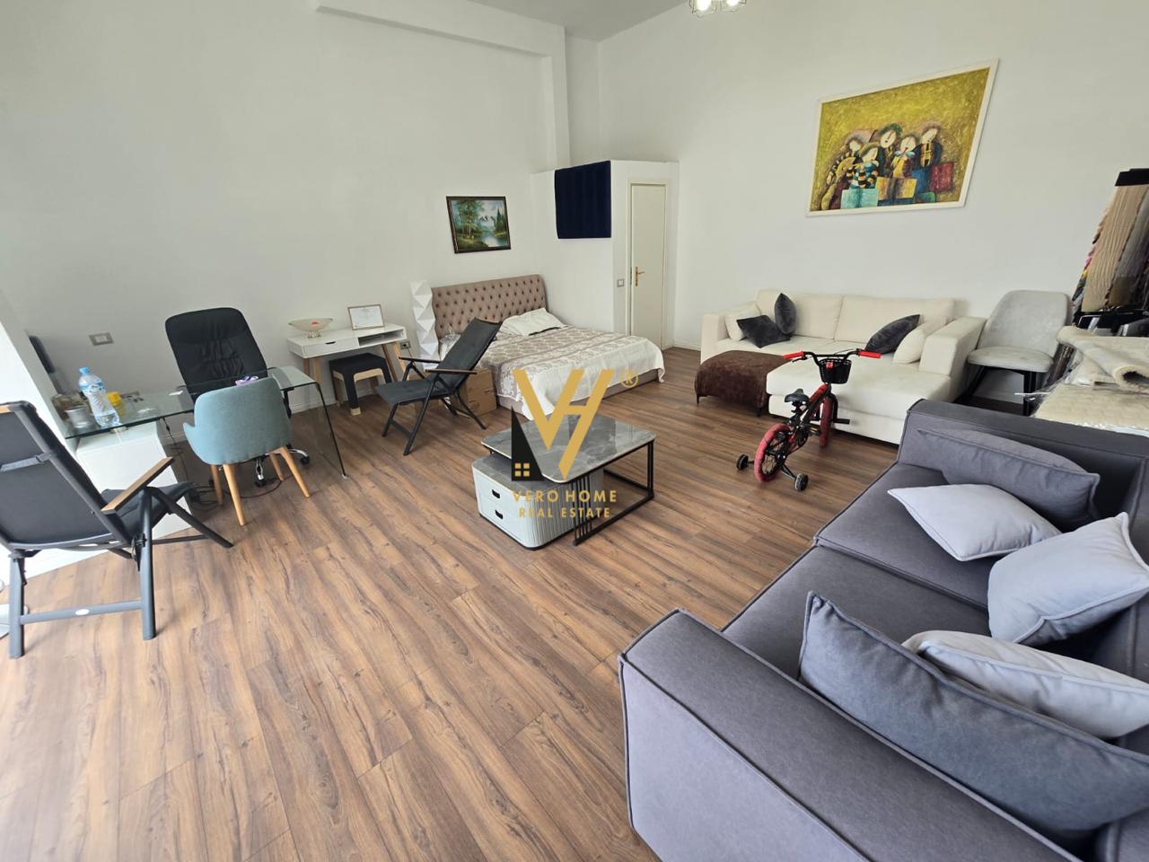 DYQAN 55M2 ME QERA TE VILA L 30.000 LEKE