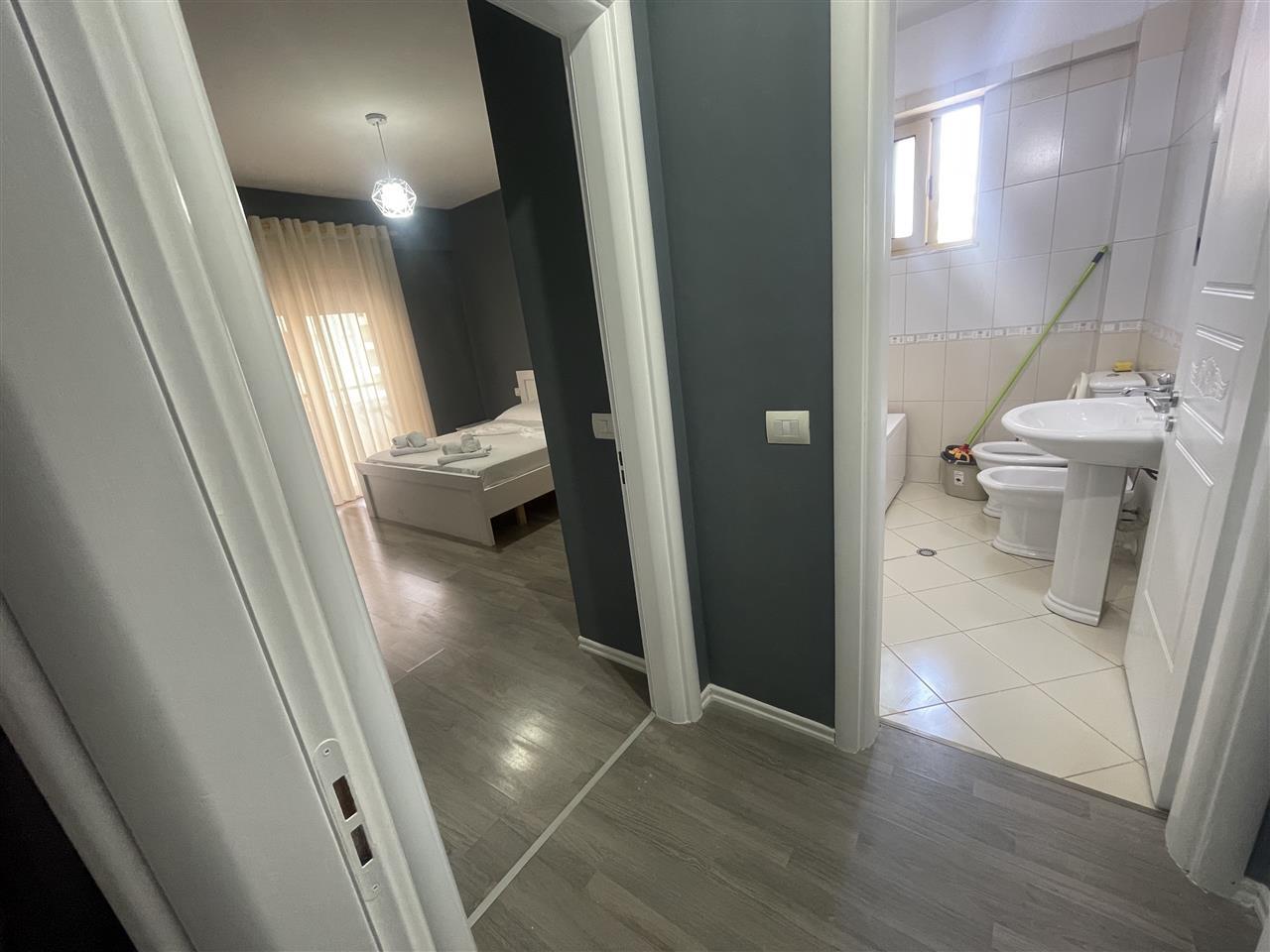 APARTAMENT 1+1 ME QERA DITORE/MUJORE