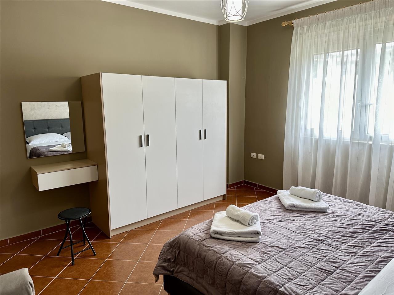 APARTAMENT 1+1 ME QERA DITORE/MUJORE