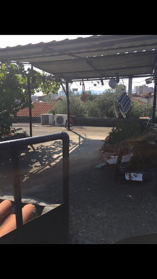 SHTËPI-DYQAN-GARAZH bashkë