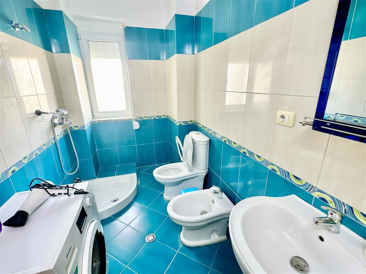 APARTAMENT 2+1 ME QERA DITORE/MUJORE