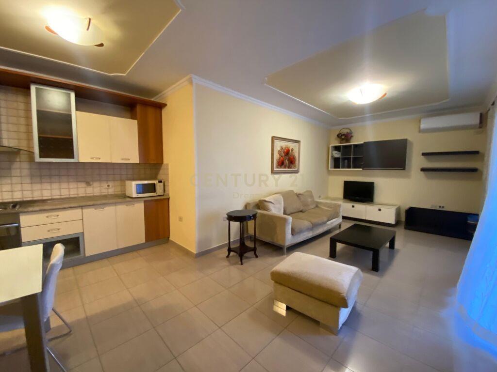 Qira Apartament 2+1+2 Garda €900
