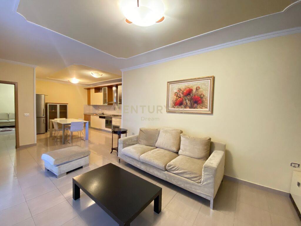 Qira Apartament 2+1+2 Garda €900