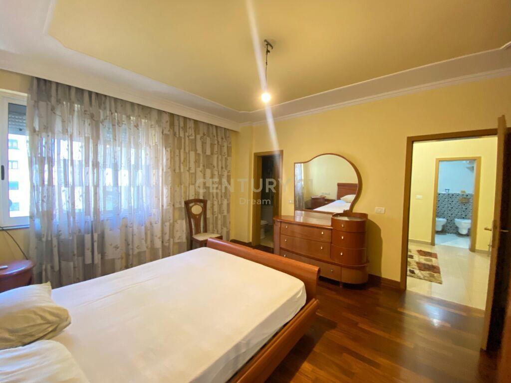 Qira Apartament 2+1+2 Garda €900