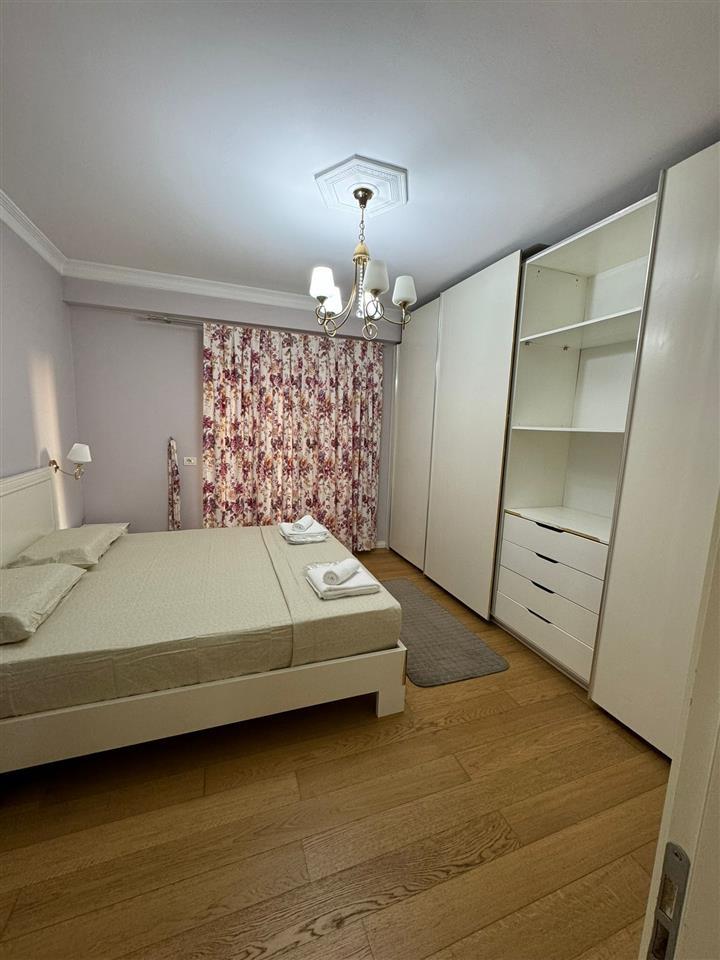 Apartament me qera qender Shkoder