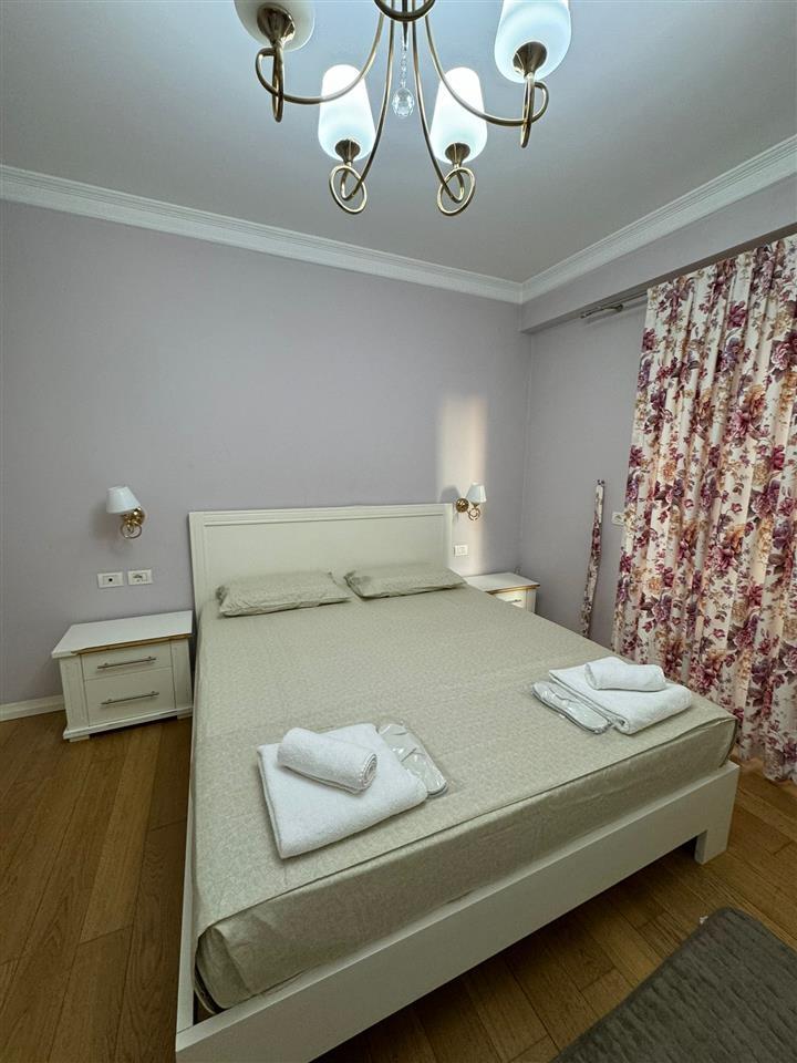 Apartament me qera qender Shkoder