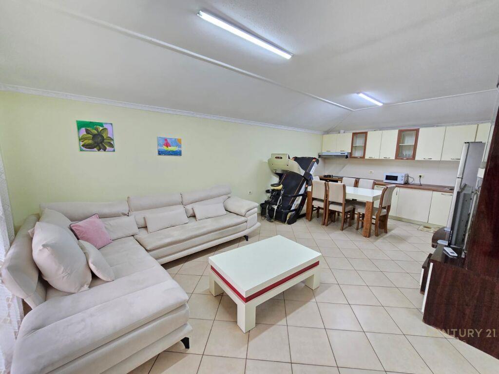 Qira Apartament 2+1 Laprake €500