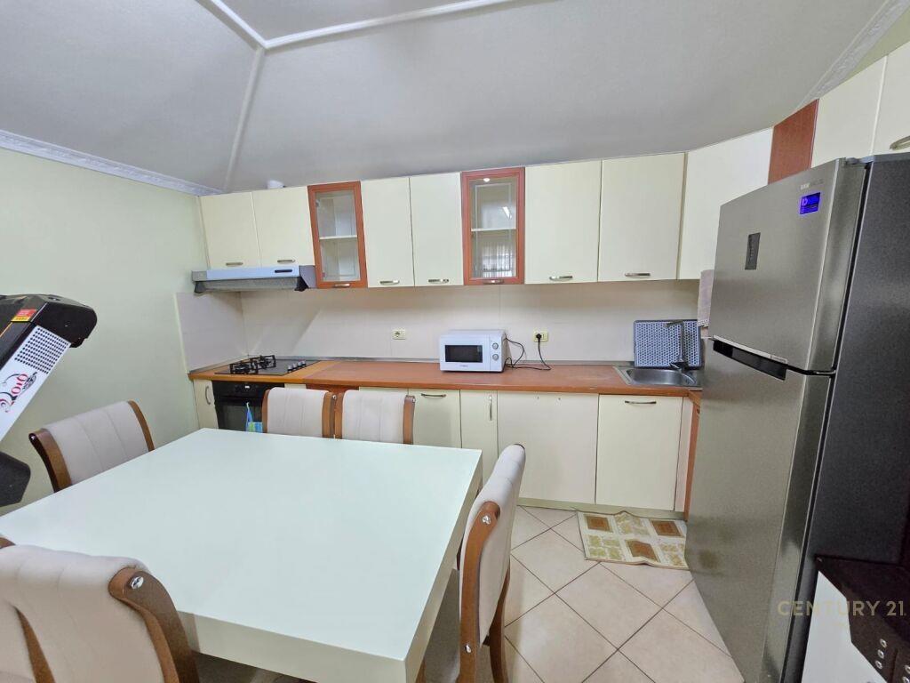 Qira Apartament 2+1 Laprake €500