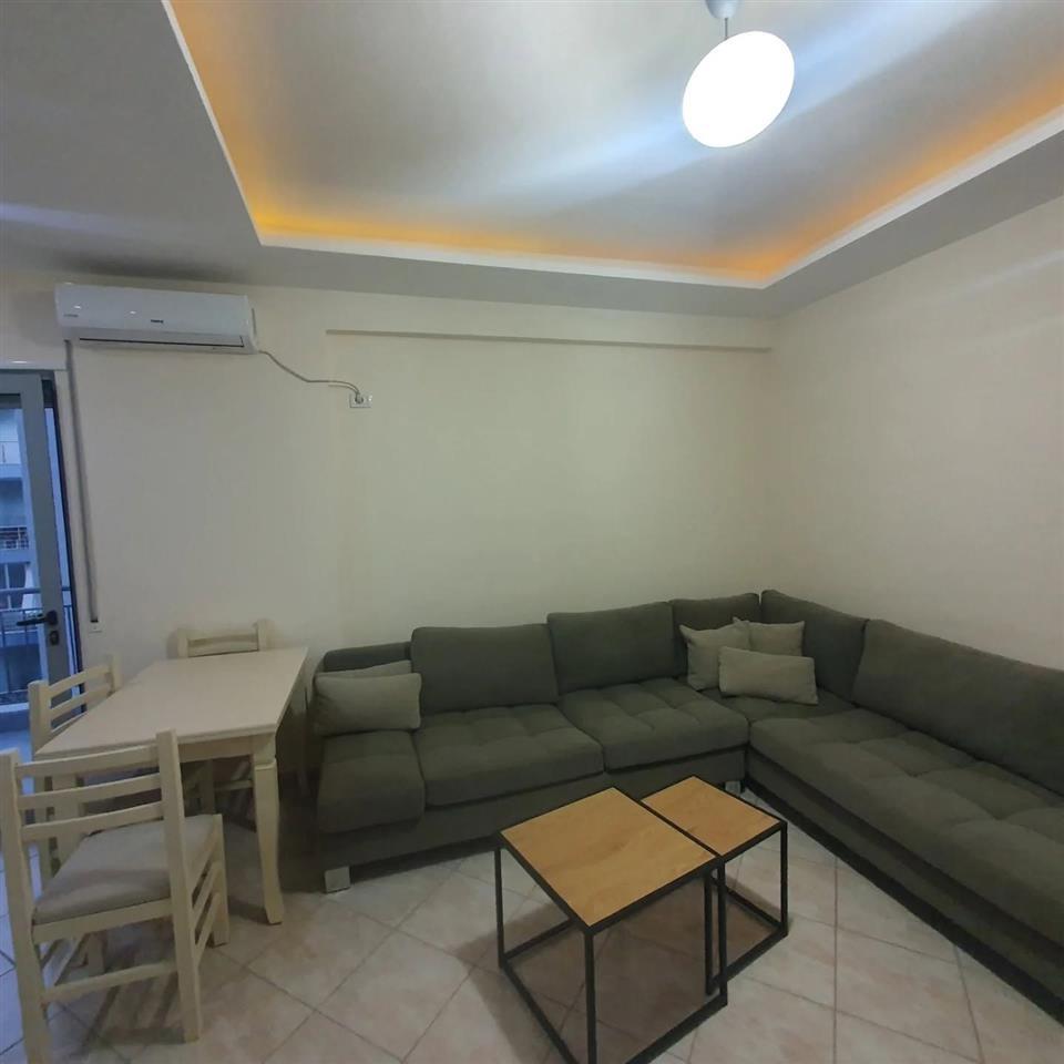 Apartament ne shitje 1+1 te Ish Kombinati i Peshkut Vlore