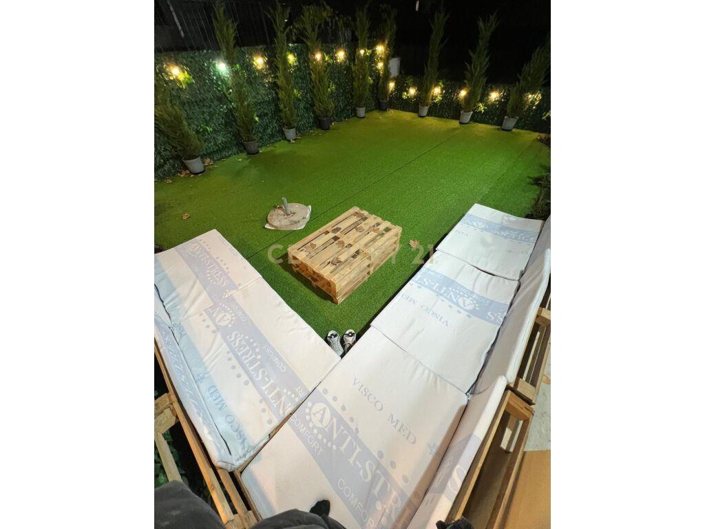 SHITET APARTAMENT 2+1 ME VERANDE , ISH URT DURRES !