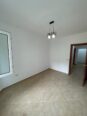 Shitet Apartament me pamje anesore nga deti rrota kuqe plazh