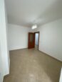 Shitet Apartament me pamje anesore nga deti rrota kuqe plazh