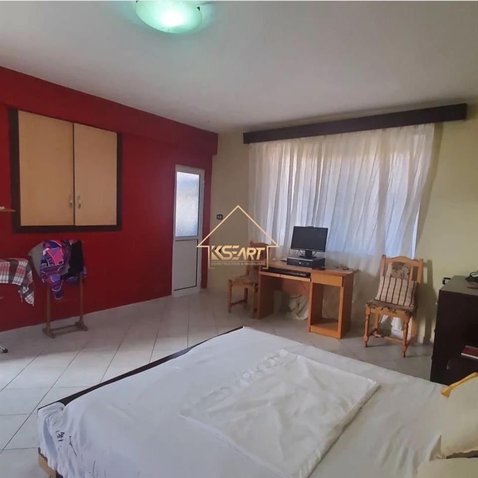 Shitet shtepi private