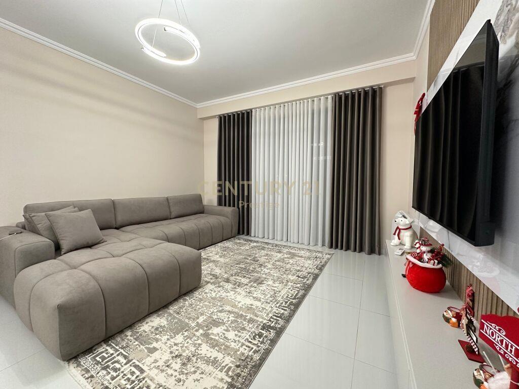 JAPIM ME QIRA APARTAMENT 2+1 TE REZIDENCA URBAN GATE !