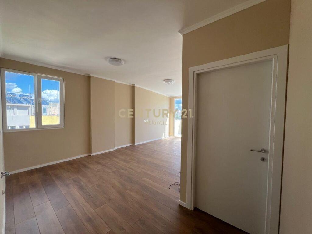 SHITET APARTAMENT 2+1 ME PAMJE DETI NE PLAZH ILIRIA!