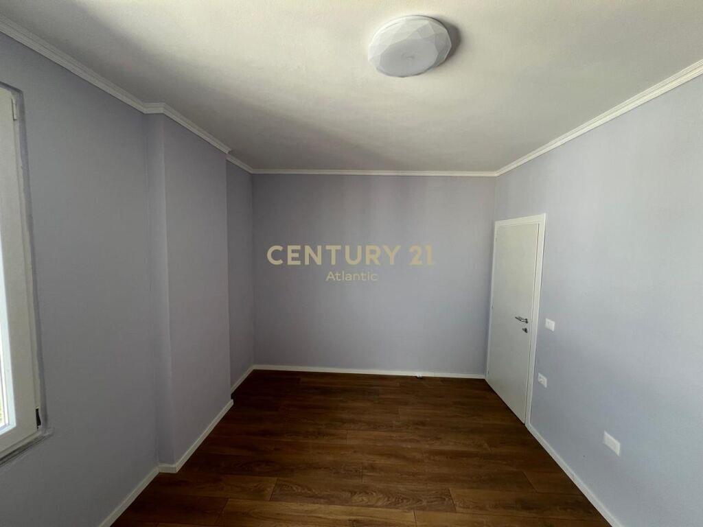 SHITET APARTAMENT 2+1 ME PAMJE DETI NE PLAZH ILIRIA!