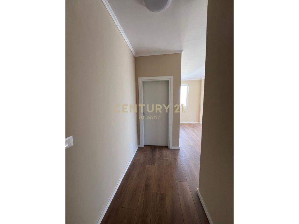 SHITET APARTAMENT 2+1 ME PAMJE DETI NE PLAZH ILIRIA!