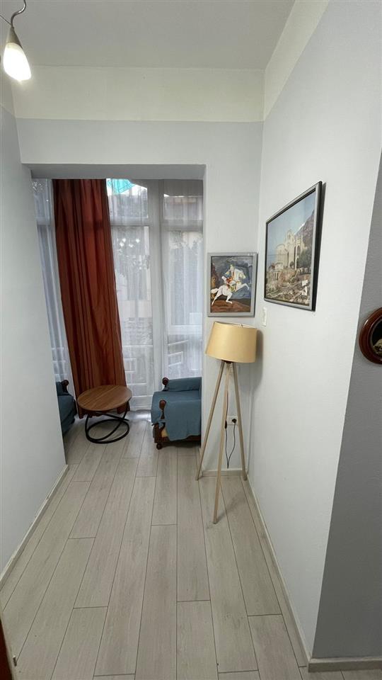 Qera, Kat Vile, Myslym Shyri, Tiranë – 650€ | 120 m²