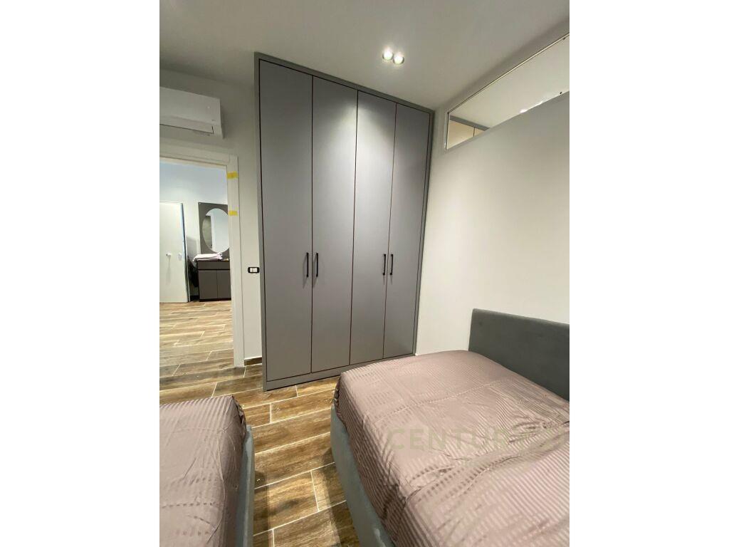 EPET ME QERA SUPERT APARTAMENT VOLLGA