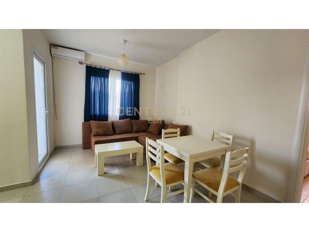 SHITET APARTAMENT 1+1 TE GJIRI I LALZIT!