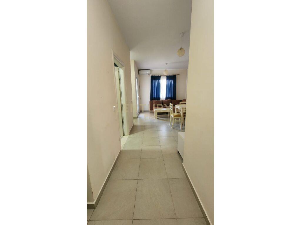 SHITET APARTAMENT 1+1 TE GJIRI I LALZIT!