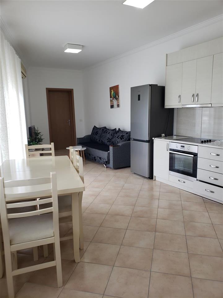 Apartament me qera vjetore