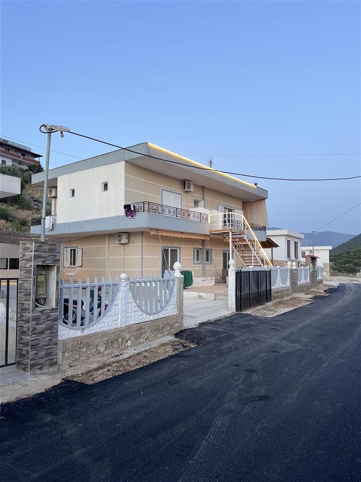 Ksamil 9 dhoma + 2 apartment
