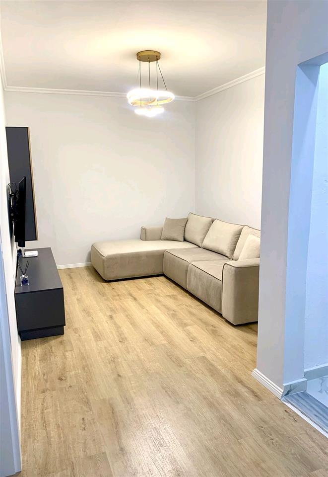 JEPET APARTMENT ME QERA