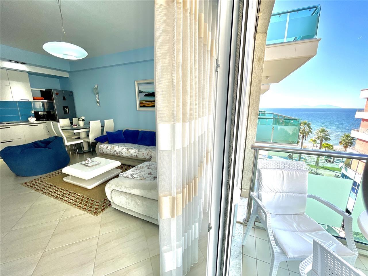 APARTAMENT 1+1 ME QERA DITORE/MUJORE NE LUNGOMARE