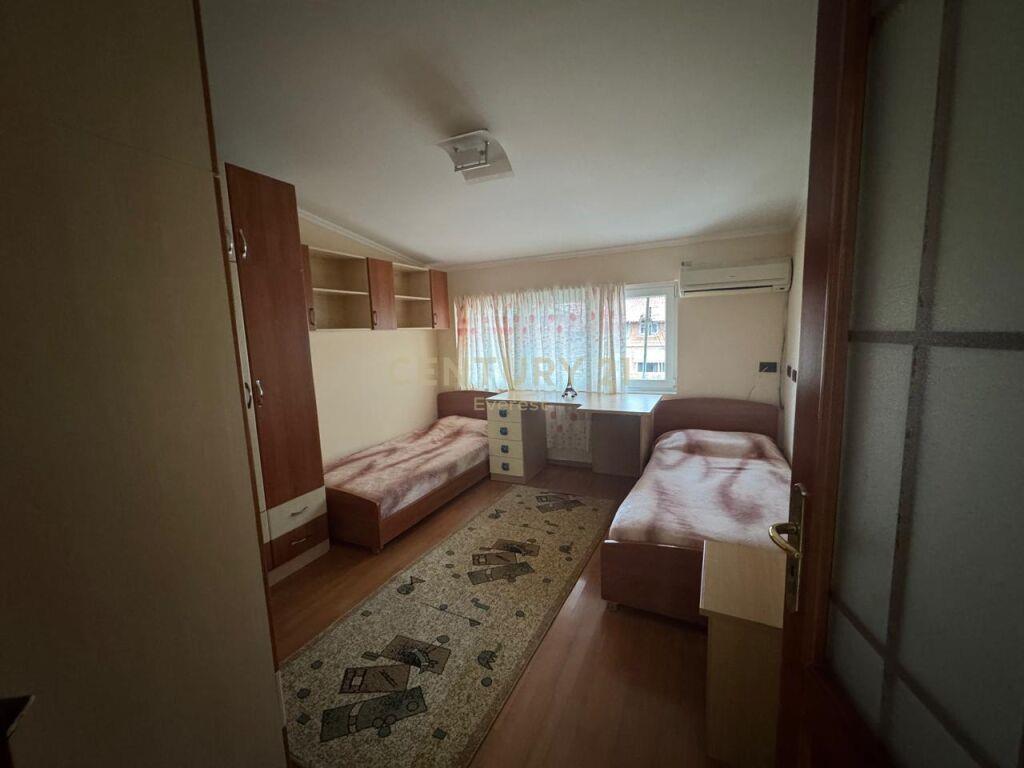 Qira Apartament 2+1+2 Ish Blloku €800