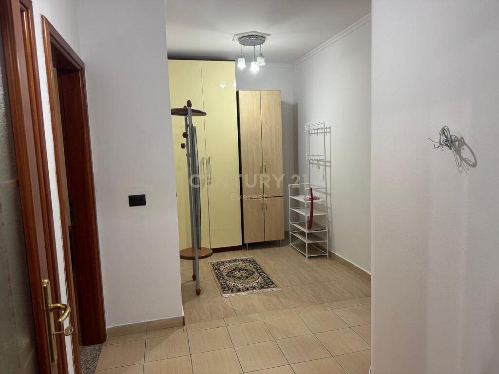 Qira Apartament 2+1+2 Ish Blloku €800